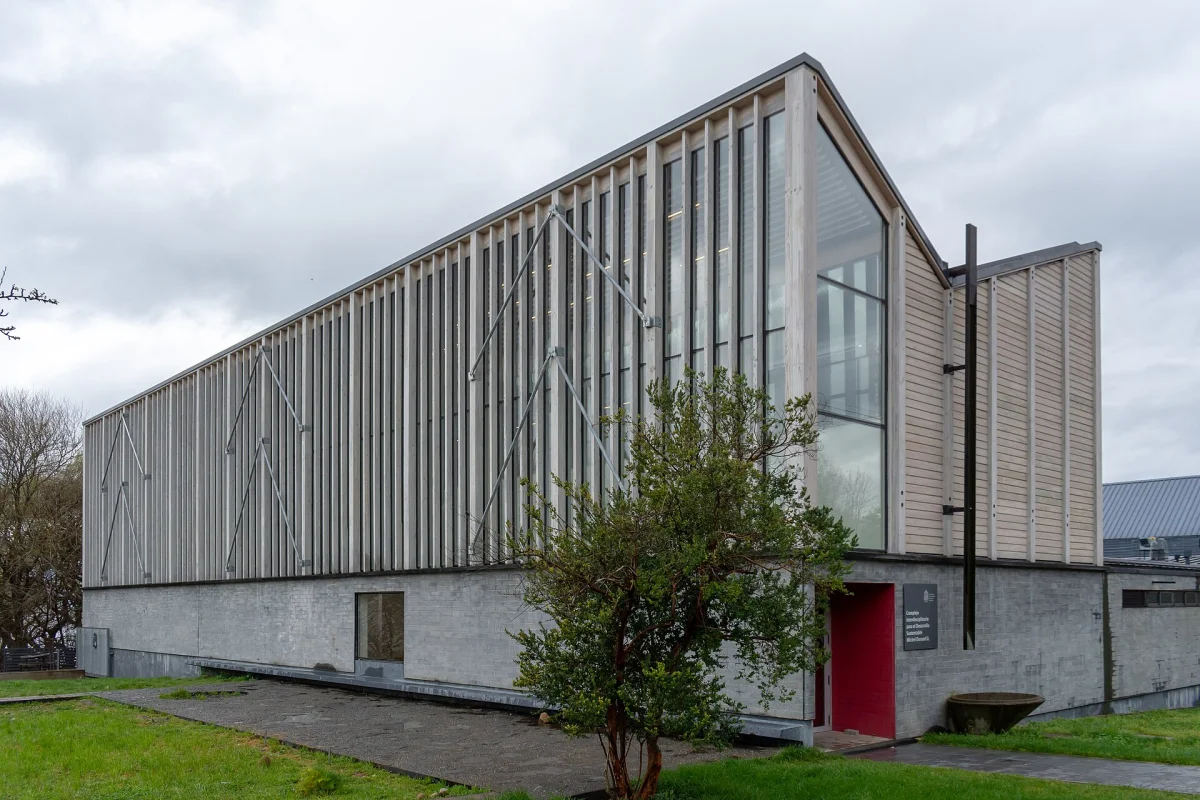 Campus Villarrica UC y Museo Leandro Penchulef — foto 2
